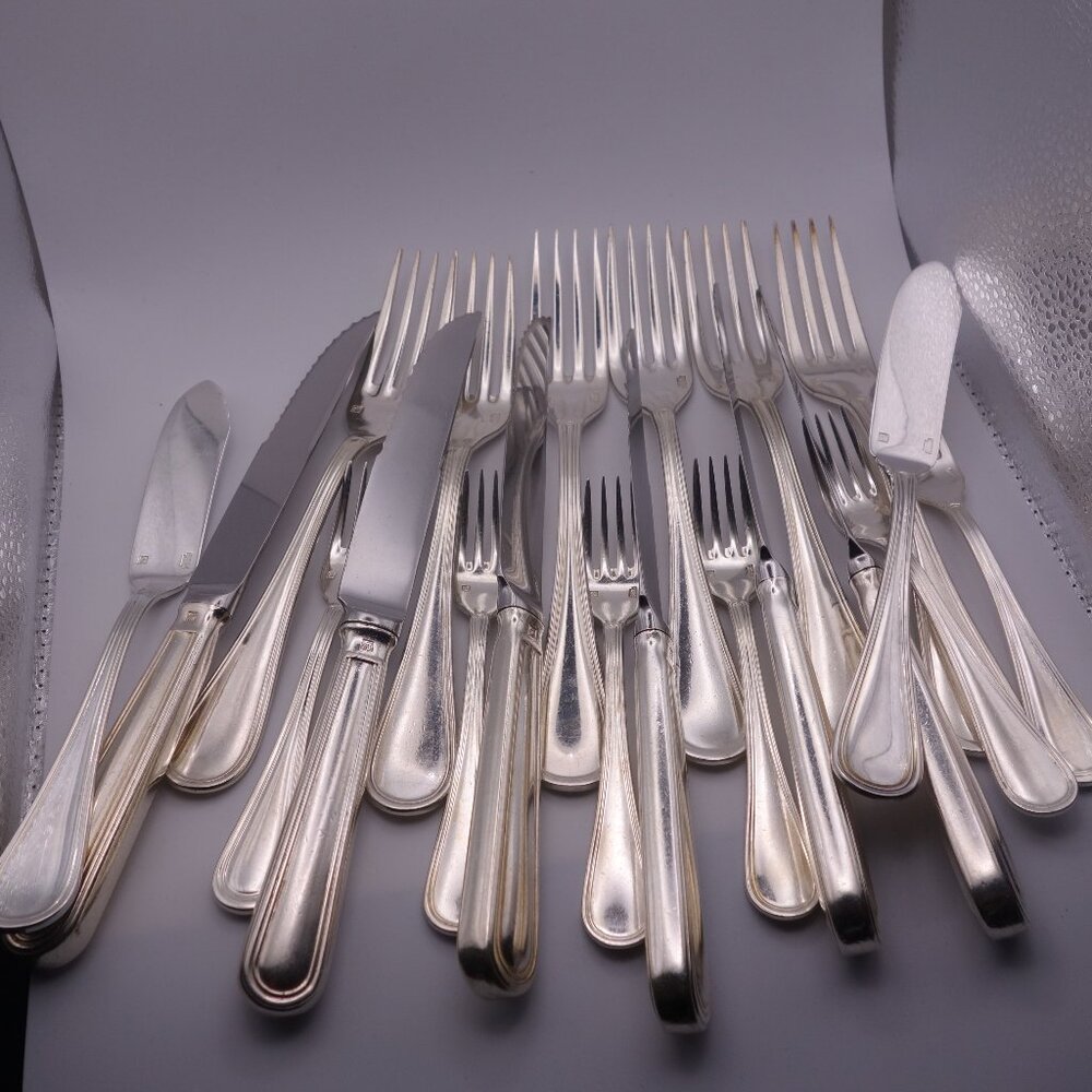 Set of Oneida Sant Andrea Bellini Forks Knives Cocktail Forks & Butter Spreaders